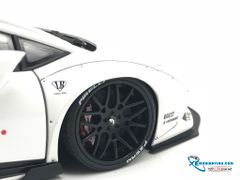 1/18 LIBERTY WALK LB-WORKS LAMBORGHINI HURACAN (WHITE)