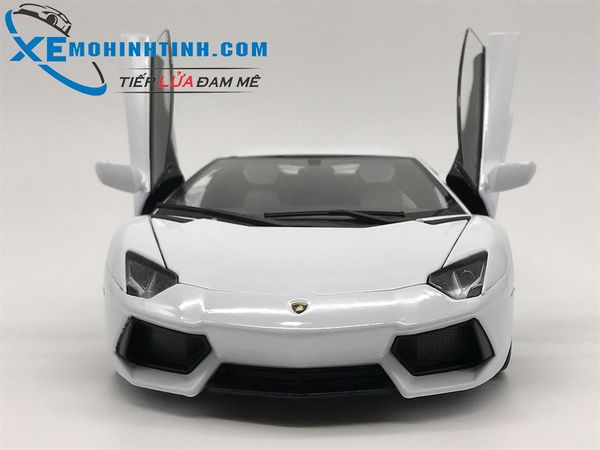 Xe Mô Hình Lamborghini Aventador Lp700 1:18 Welly-Fx (Trắng)