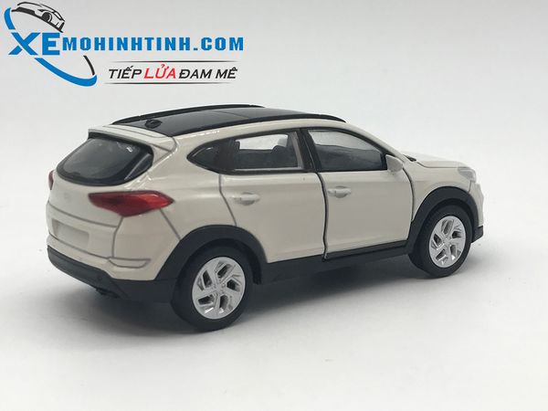 Xe Mô Hình Hyundai Tucson 1:36 WELLY (Trắng)