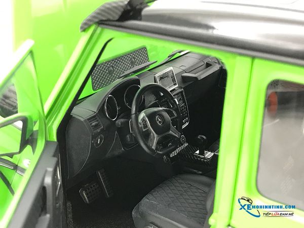 1/18 MERCEDES-BENZ G500 4X4 2 (ALIENGREEN)