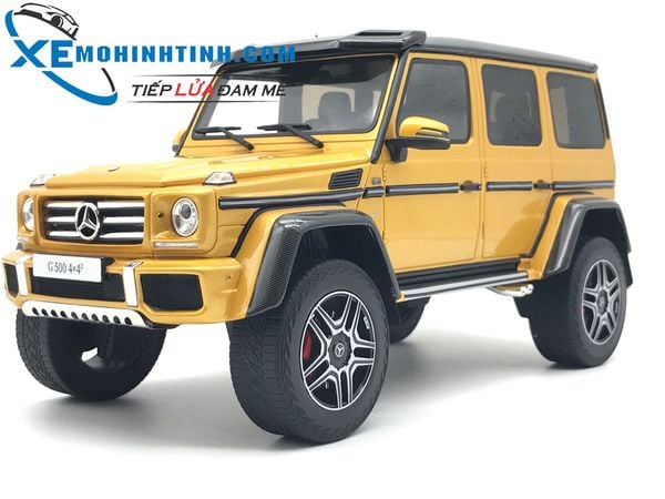 XE MÔ HÌNH MERCEDES-BENZ G500 4X4 1:18 GTSPIRIT (VÀNG)