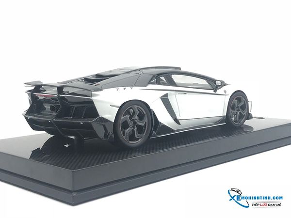 Lamborghini Aventador Mansory ( Trắng )