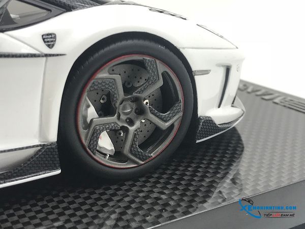 Lamborghini Aventador Mansory ( Trắng )