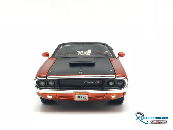 Xe Mô Hình Dodge Challenger R / T Convertible 1970 1:24 Maisto All Star ( Cam )