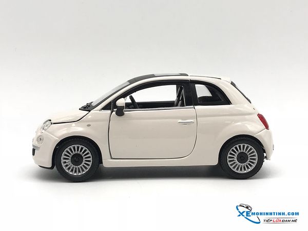 18-22106 MH BBURAGO FIAT 500 NUOVA WEISS COUPE 1:24 (TRẮNG)