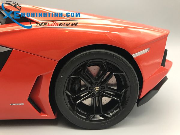 XE MÔ HÌNH LAMBORGHINI AVENTADOR 1:12 KYOSHO (CAM)