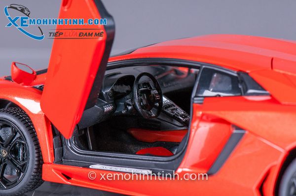 XE MÔ HÌNH LAMBORGHINI AVENTADOR LP700 1:18 RASTAR (CAM)