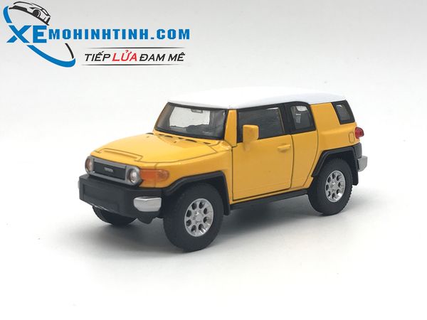 HỘP XE MÔ HÌNH Toyota FJ Cruiser WELLY 1:36 (Vàng)