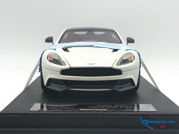 FA008 MH 1:18 FRONTIART ASTON MARTIN VANQUISH COUPE ''OPEN'' (TRẮNG)