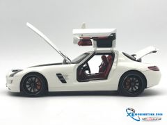 XE MÔ HÌNH MERCEDES-BENZ SLS AMG 1:18 GTAUTOS (TRẮNG)