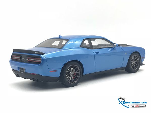 US006 MH GTSPIRIT 1:18 Dodge Challenger Hellcat SRT US Edition (XANH)