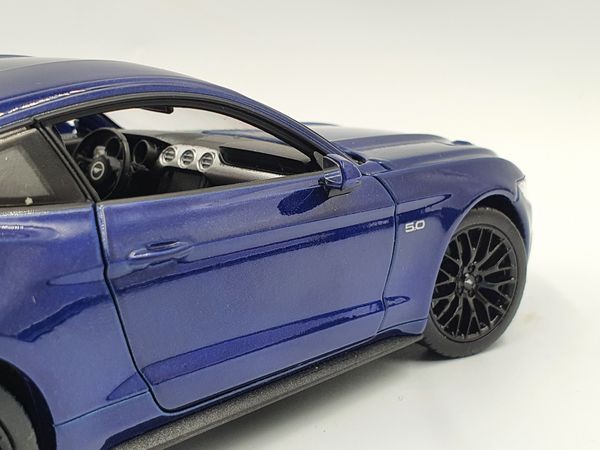 XE MÔ HÌNH FORD MUSTANG GT 2015 1:24 WELLY (XANH)