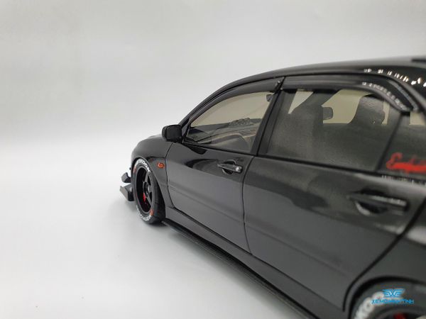 Xe Mô Hình Mitsubishi Lancer Evolution IX 1:18 Super A ( Đen )