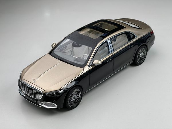 Xe Mô Hình Mercedes-Maybach S-Class 2021 1:18 Norev ( Gold/ Black/ Mâm Vành)