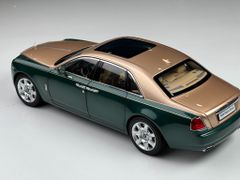 Xe Mô Hình Rolls-Royce Ghost 1:18 Kyosho ( Green/ Gold )