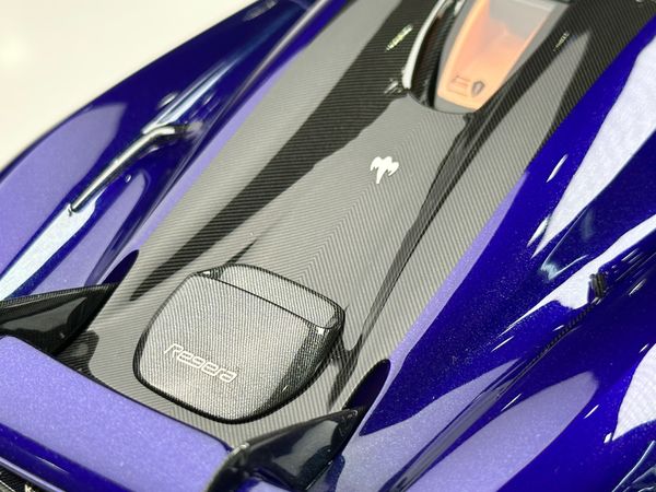 Xe mô hình Koenigsegg Regera 1:18 FrontiArt ( Purple Blue )