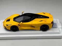 Xe Mô Hình Ferrari LaFerrari 1:18 BBR Models ( Vàng )