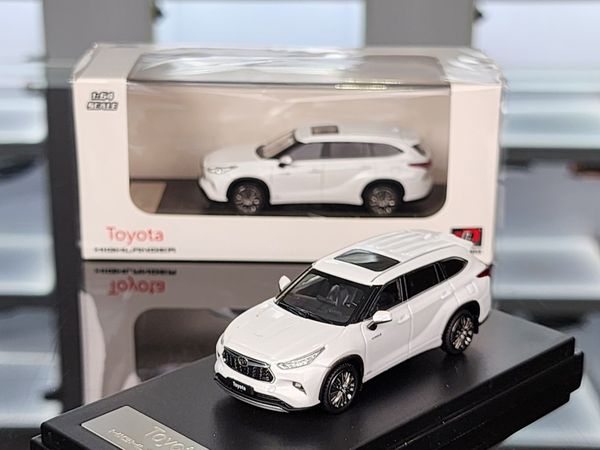 Xe Mô Hình Toyota Highlander 1:64 LCD ( Trắng )