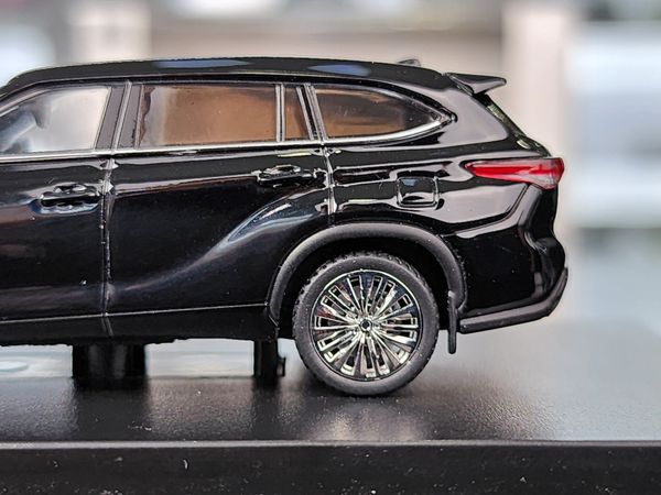 Xe Mô Hình Toyota Highlander 1:64 LCD ( Đen )