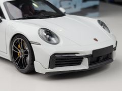 Xe mô hình Porsche 911 (992) Turbo S Coupe Sport Design - 2021 1:18 Minichanmps (White Metallic)