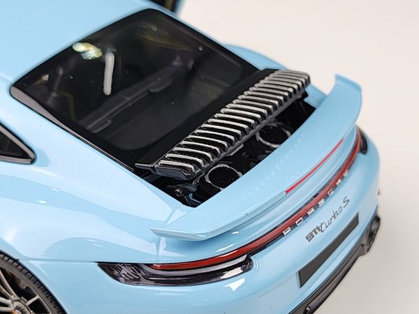 Xe mô hình Porsche 911 (992) Turbo S Coupe Sport Design - 2021 1:18 Minichanmps (Light Blue)