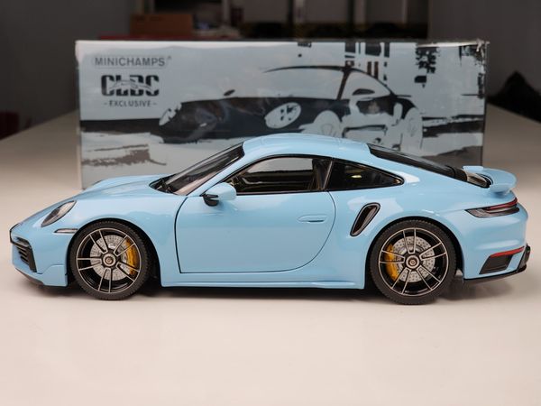 Xe mô hình Porsche 911 (992) Turbo S Coupe Sport Design - 2021 1:18 Minichanmps (Light Blue)