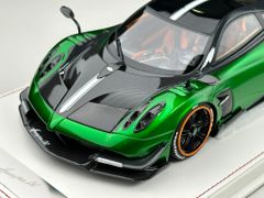 Xe mô hình Pagani Huayra BC 1:18 One Model ( Xanh Lá Mui Đen )