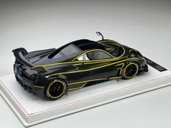 Xe mô hình Pagani Huayra BC 1:18 One Model ( Đen Viền Vàng )