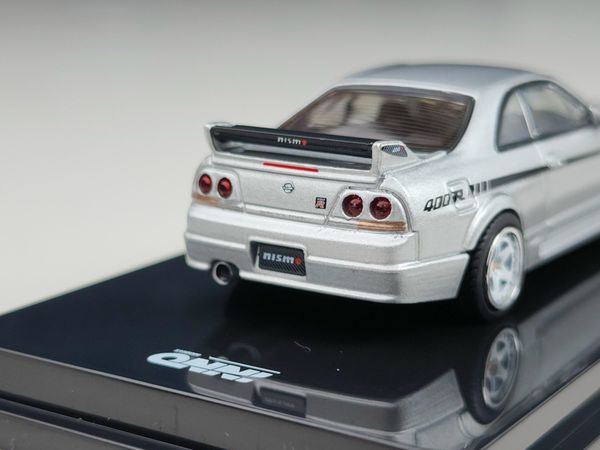 Xe mô hình Nissan Skyline GT-R (R33) Nismo 400R 1:64 Inno (Silver)