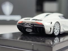 Xe Mô Hình Koenigsegg Regera 1:64 FrontiArt ( Pearl White )