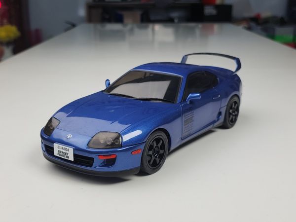 Xe mô hình Toyota Supra MK4 1:18 Solido (Dark Blue)