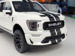 Xe mô hình Ford Shelby F-150 1:18 GTSpirit (Trắng)