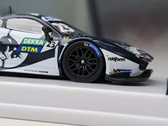 Xe Mô Hình Ferrari 488 GT3 1:64 Tarmac Works ( Đen #23 )