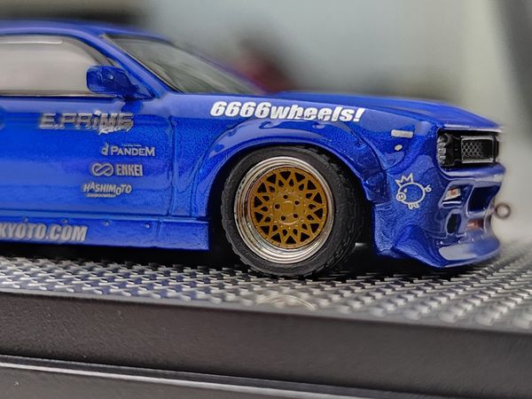 Xe Mô Hình Nissan Silvia S14 1:64 INNO ( Xanh & Tím Sọc Vàng )