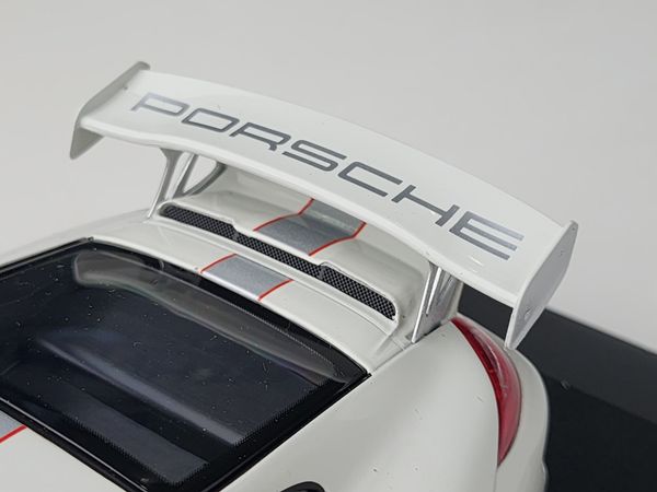 Xe Mô Hình Porsche 911 GT3 RS 4.0 2011 1:18 Mini Champs ( Trắng )