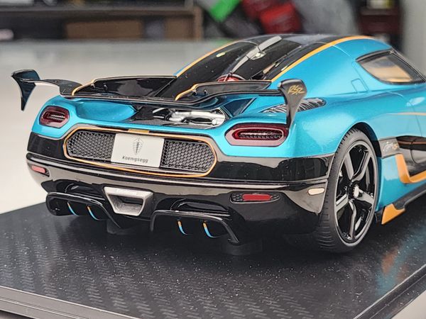 Xe mô hình Koenigsegg Agera RS 1:18 GTSpirit (Xanh Ngọc)