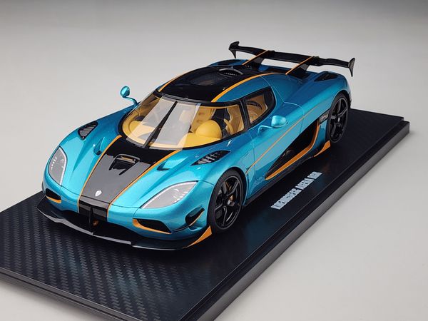 Xe mô hình Koenigsegg Agera RS 1:18 GTSpirit (Xanh Ngọc)