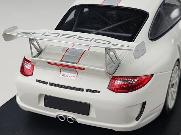 Xe Mô Hình Porsche 911 GT3 RS 4.0 2011 1:18 Mini Champs ( Trắng )