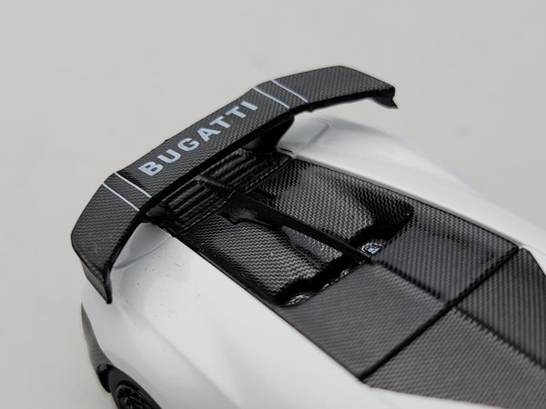 Xe Mô Hình Bugatti Chiron Pur Sport White 1:64 MiniGT ( Trắng )