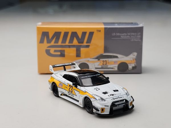 Xe Mô Hình Nissan LB-Silhouette WORKS GT 35GT-RR Ver.1 LB Racing 1:64 MiniGT ( Trắng)