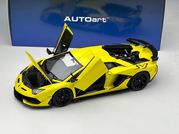 Xe Mô Hình Lamborghini Aventador SVJ 1:18 AUTOart ( Vàng )