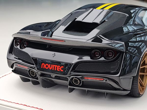 Xe Mô Hình Ferrari Novitec F8 1:18 Ivy Merit (Metallic Black Yellow Stripes )