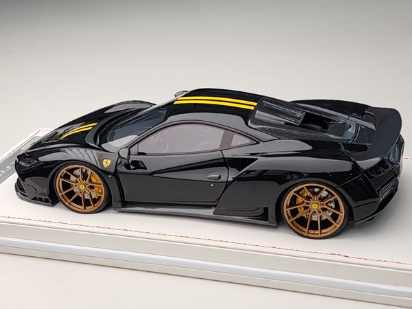 Xe Mô Hình Ferrari Novitec F8 1:18 Ivy Merit (Metallic Black Yellow Stripes )