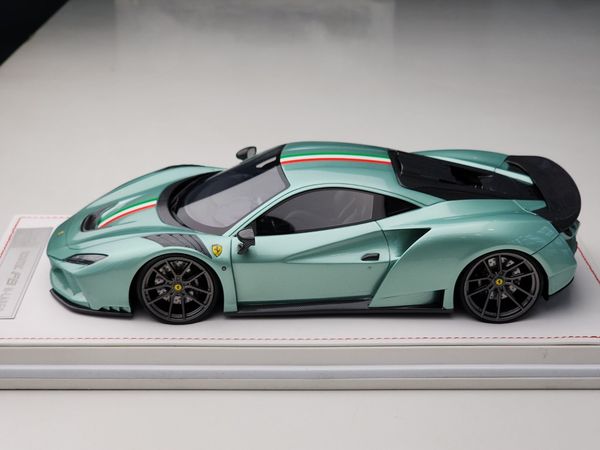 Xe Mô Hình Ferrari Novitec F8 1:18 Ivy Merit ( Italian Stripes )