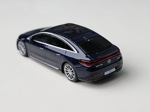 Xe Mô Hình Mercedes-Benz EQS 580 4MATIC 1:64 MiniGT ( Blue Matallic )