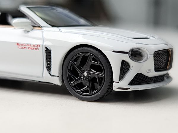 Xe Mô Hình Bentley Mulliner Bacalar 1:64 MiniGT ( Trắng Car Zero )