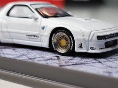 Xe Mô Hình Pandem Mazda RX-7 FC3S 1:64 Tarmac Works ( White )