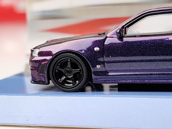 Xe Mô Hình Nismo R34 GT-R Z-Tune 1:64 Tarmac Works ( Tím )