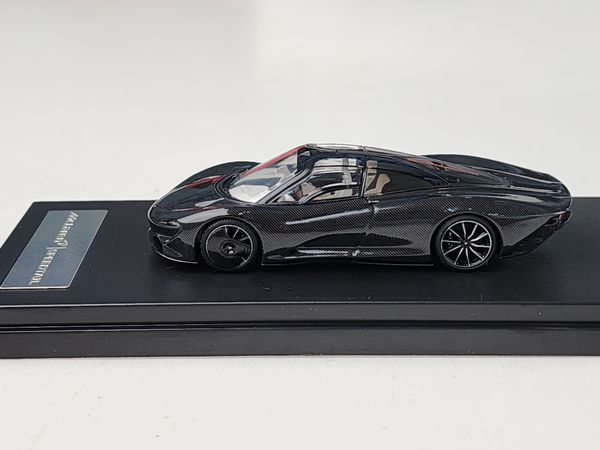 Xe Mô Hình Mclaren Speedtail 1:64 LCD ( Black Carbon )