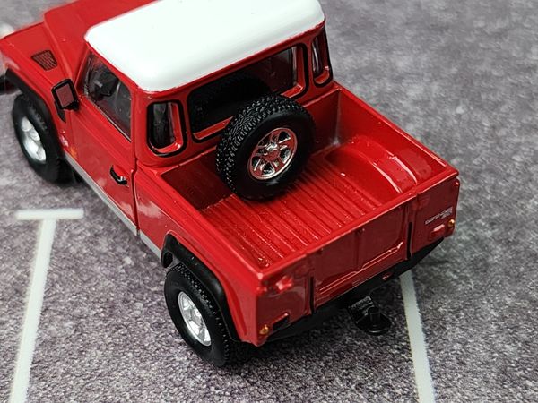 Xe Mô Hình Land Rover Defender 90 Pickup Masai 1:64 MiniGT ( Red LHD )